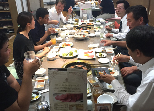 about-us_01